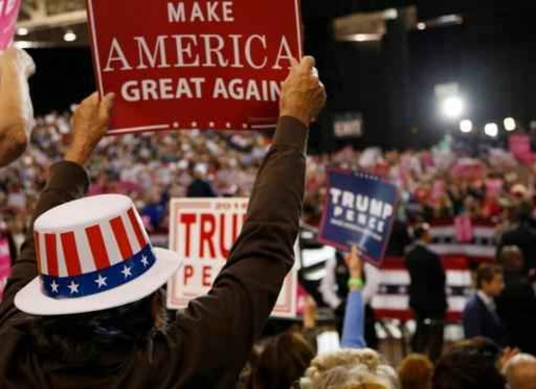 Race Witte Huis - Campagnedirectrice Trump erkent achterstand op Clinton