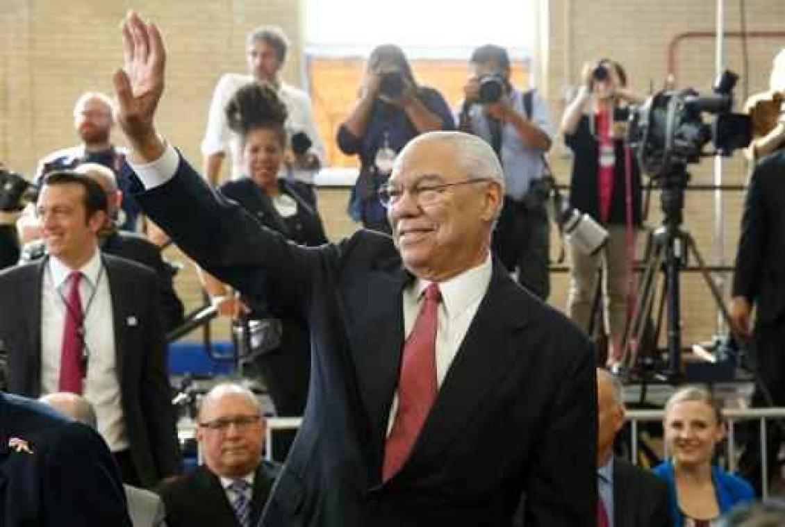 Race Witte Huis - Voormalige buitenlandminister onder Bush steunt Clinton