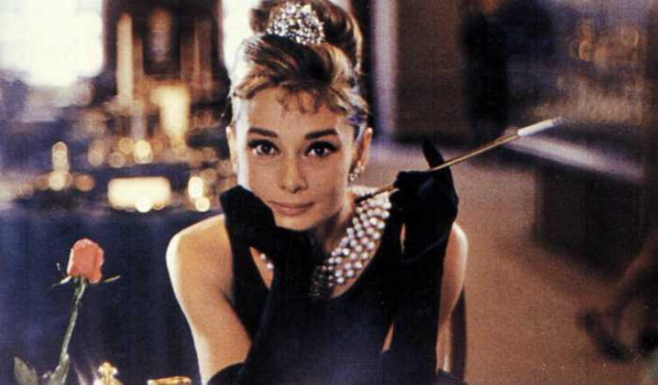 Audrey Hepburn is de mooiste vrouw aller tijden volgens nieuwe enquête