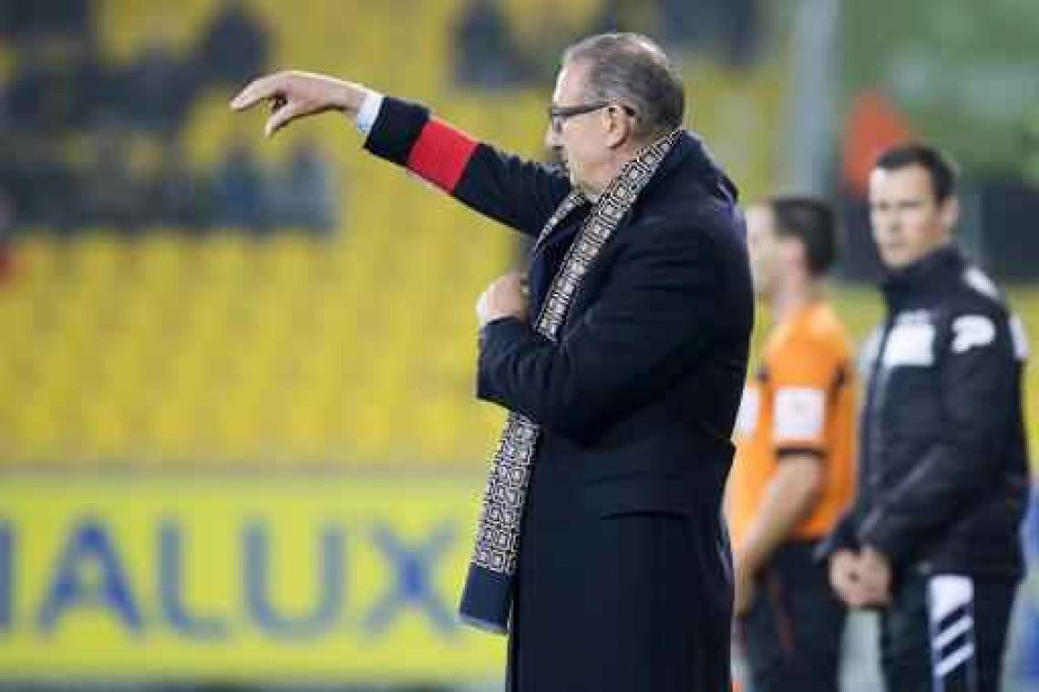 Georges Leekens moet opstappen bij Lokeren