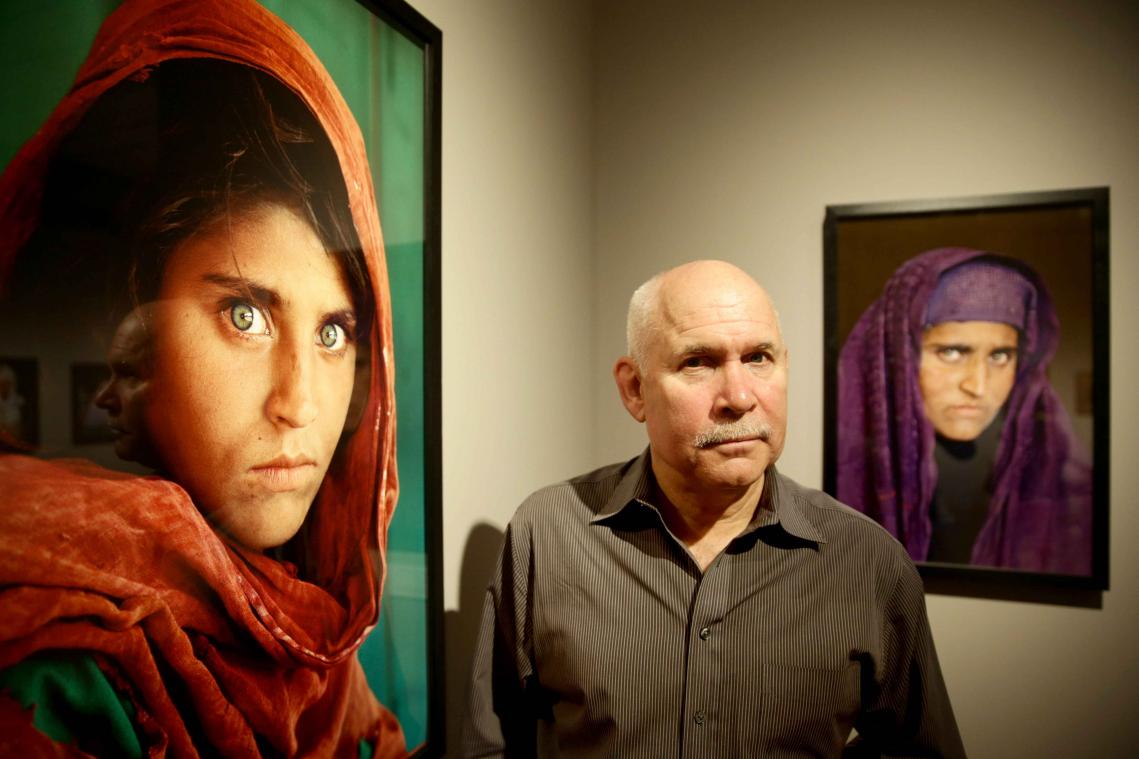 Vrouw van wereldvermaarde foto opgepakt in Pakistan