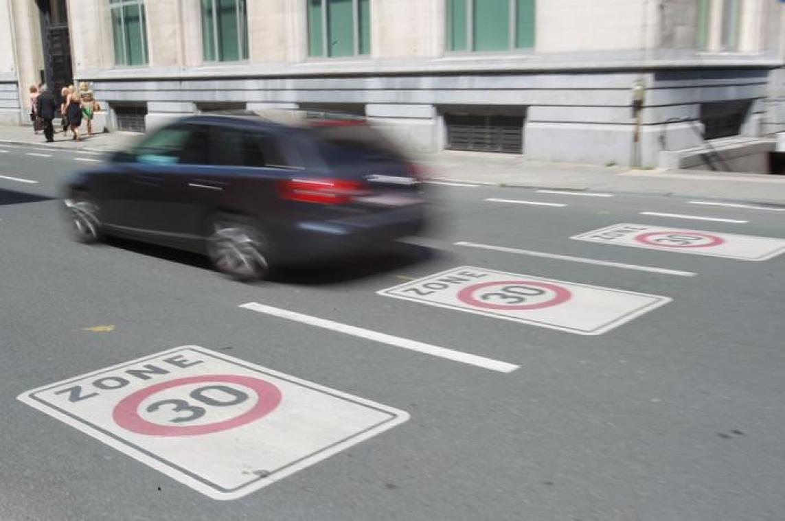 Meer snelheidsduivels betrapt in zone 30