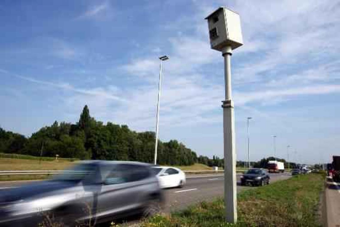 Verkeersboetes vijf procent duurder vanaf 2017