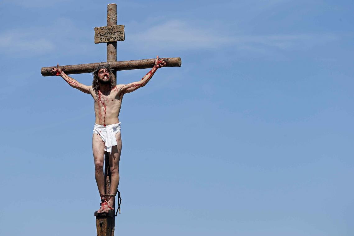 Memes stoten Jezus van de troon
