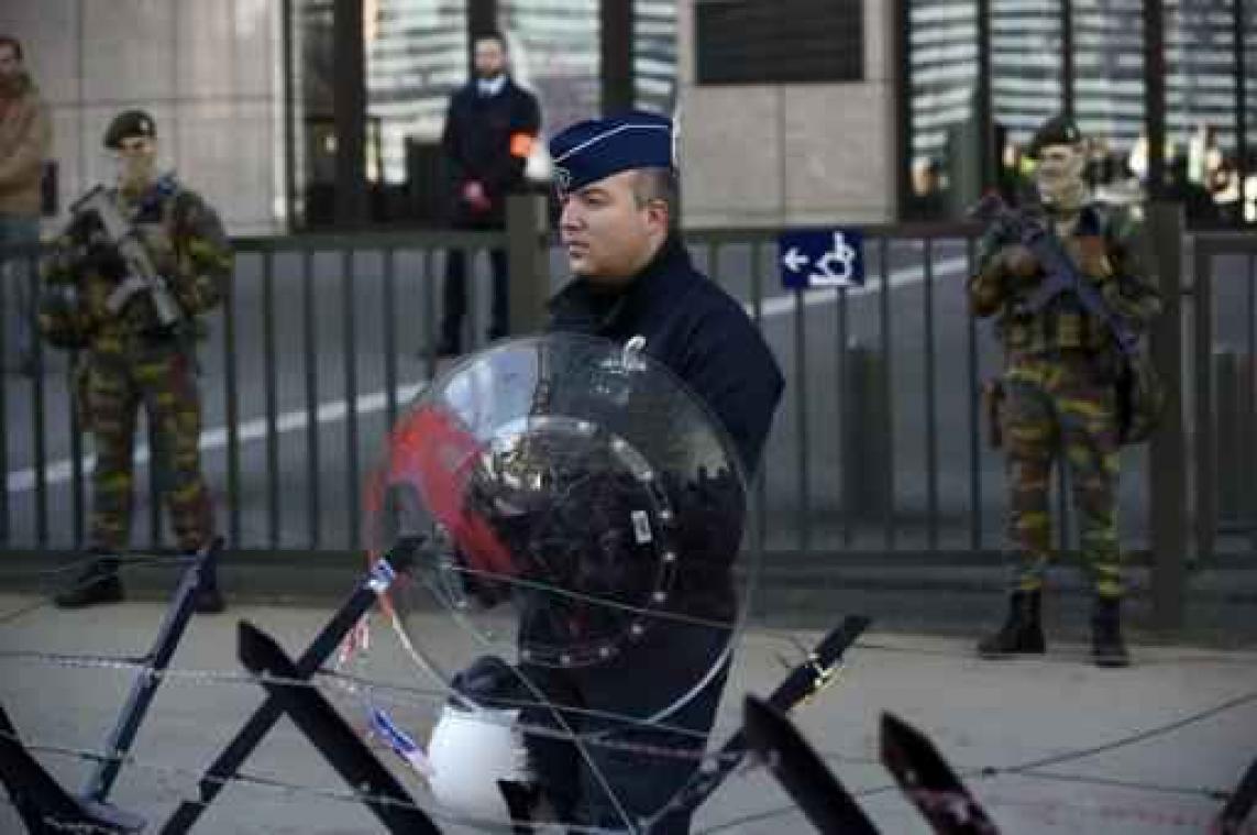Zestien manifestanten opgepakt voor zetel Europese Raad in Brussel