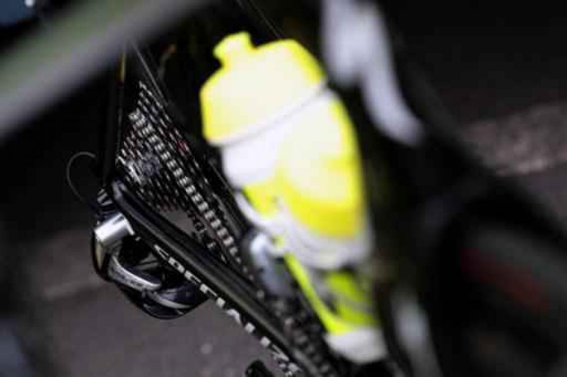 Fietsers- en voetgangerstunnel in Lokeren met succes geplaatst