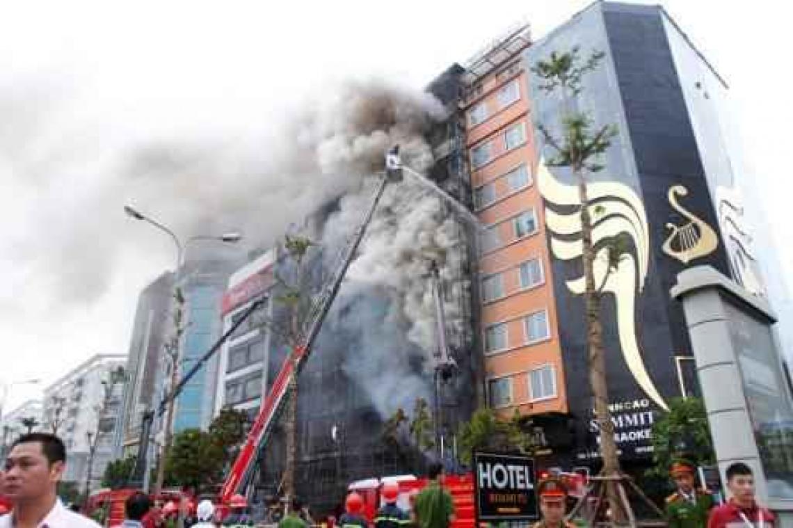 Dertien doden bij brand in karaokebar in Vietnam