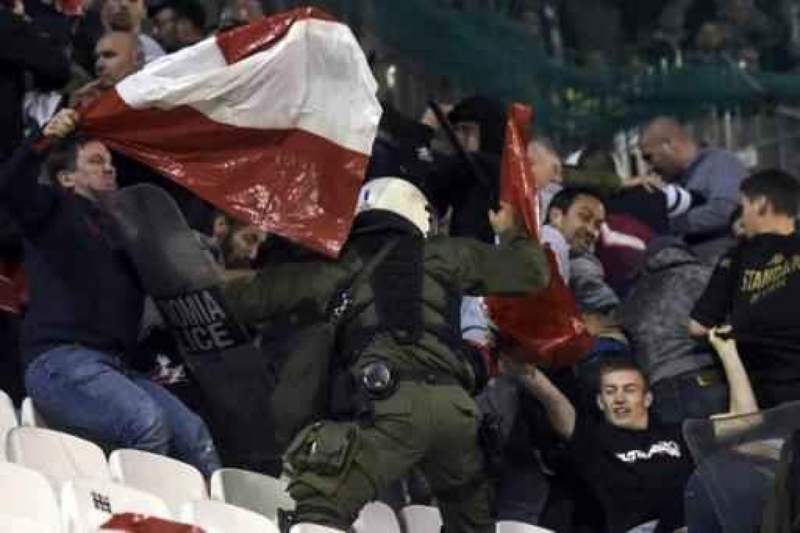 Griekse politie valt Standard-supporters aan, Venanzi "rekent op gerechtigheid"