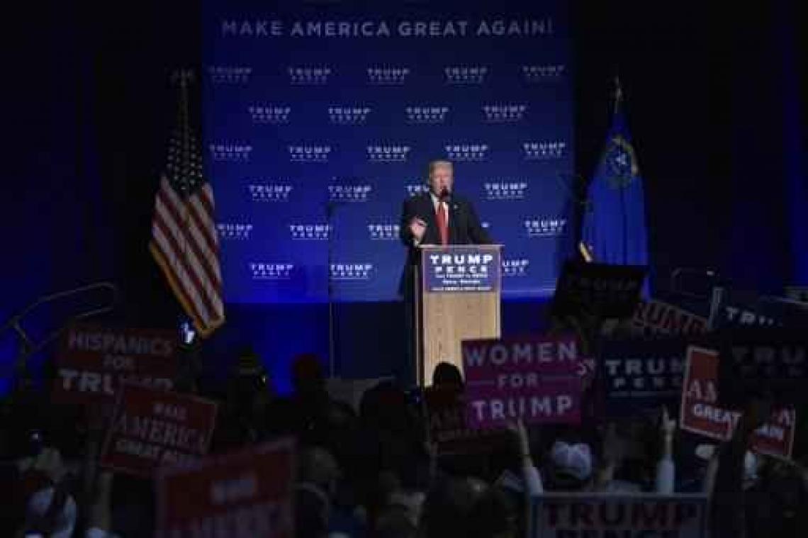 Race Witte Huis - Trump eventjes van podium gehaald in Nevada