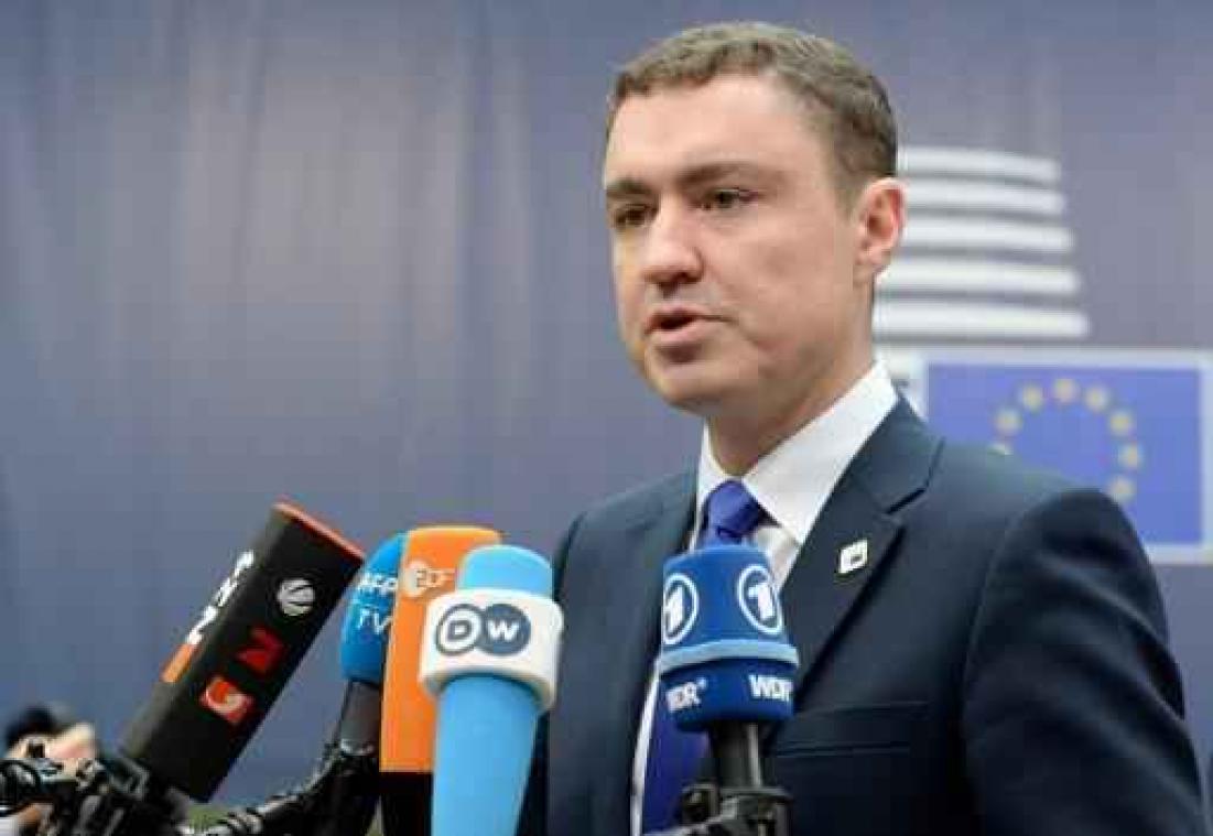 Regering Estland maandagavond gevallen
