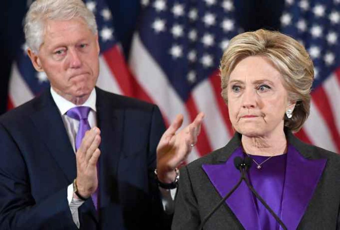 Emotionele Clinton: "Het spijt me dat we niet gewonnen hebben"