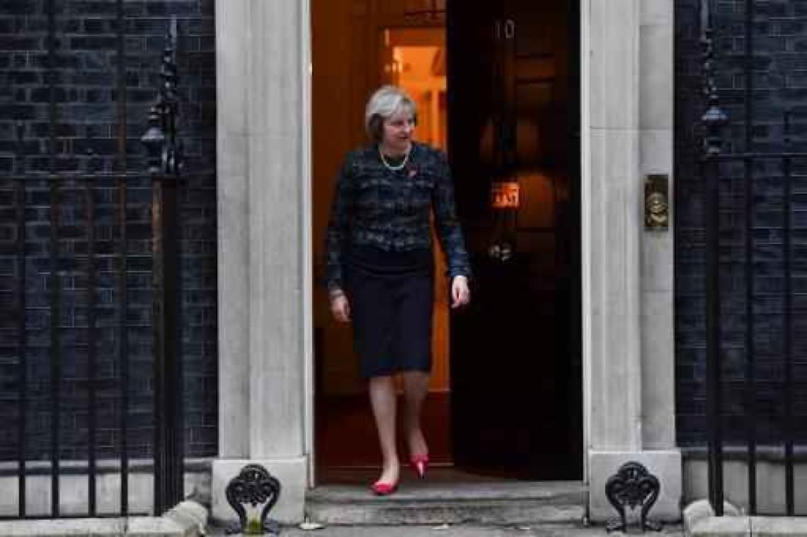 Trump nodigt May uit naar de VS en bevestigt "bijzondere band"