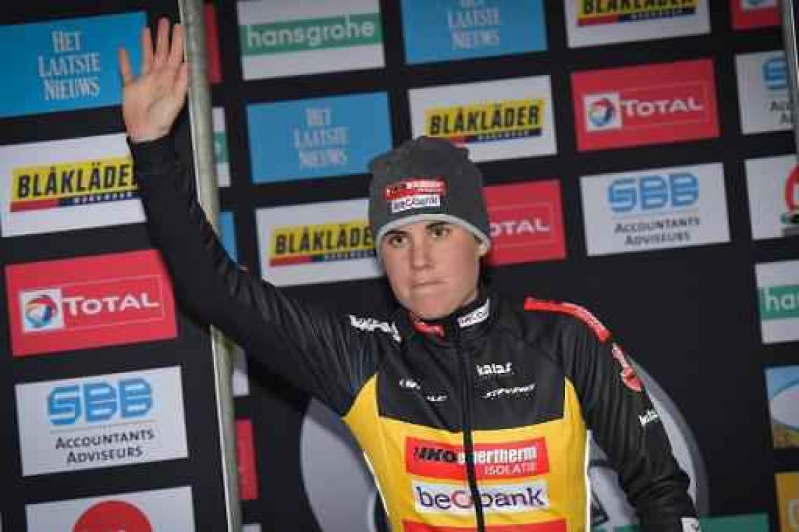 Jaarmarktcross Niel - Sanne Cant (Enertherm) wint bij de vrouwen