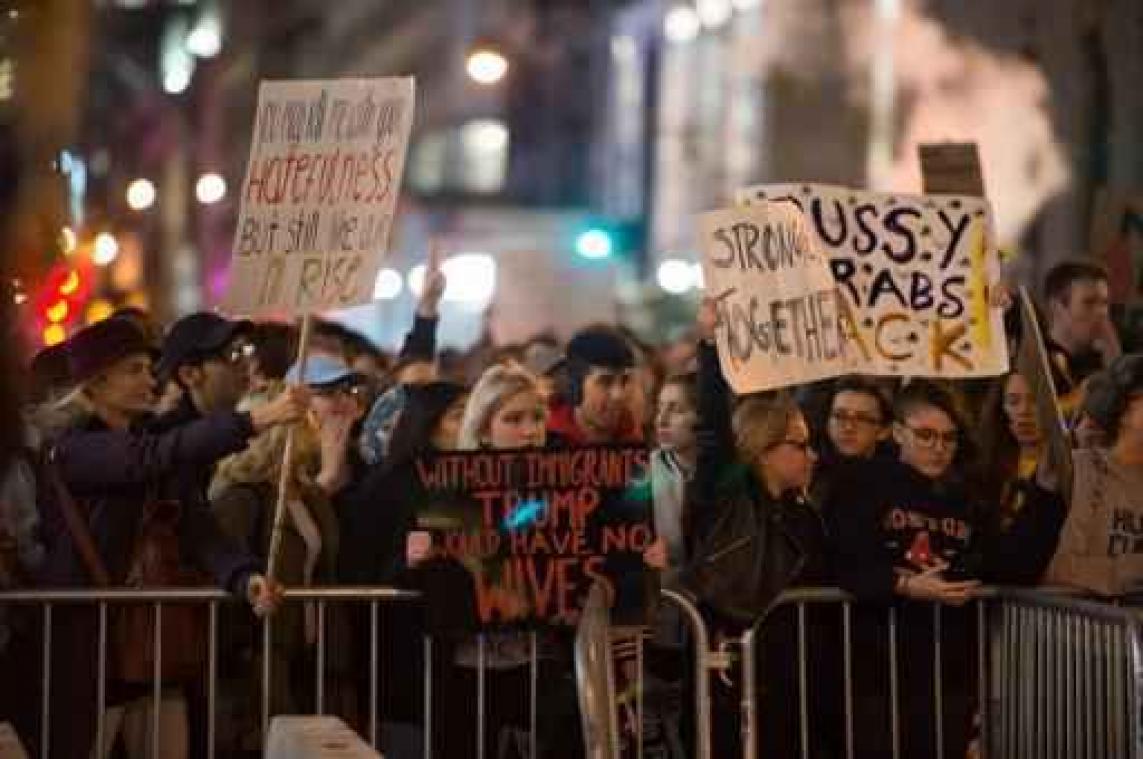 Trump verslaat Clinton - Opnieuw protesten tegen Trump