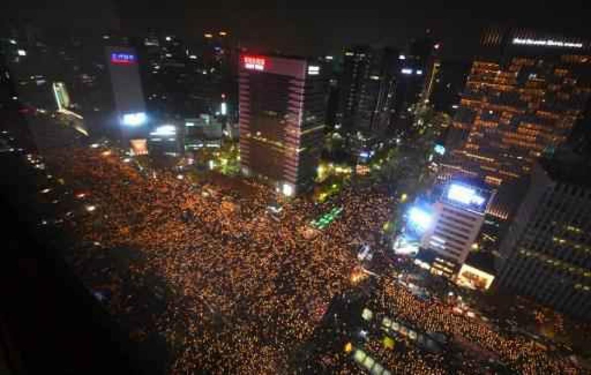 Honderdduizenden Zuid-Koreanen eisen ontslag van presidente
