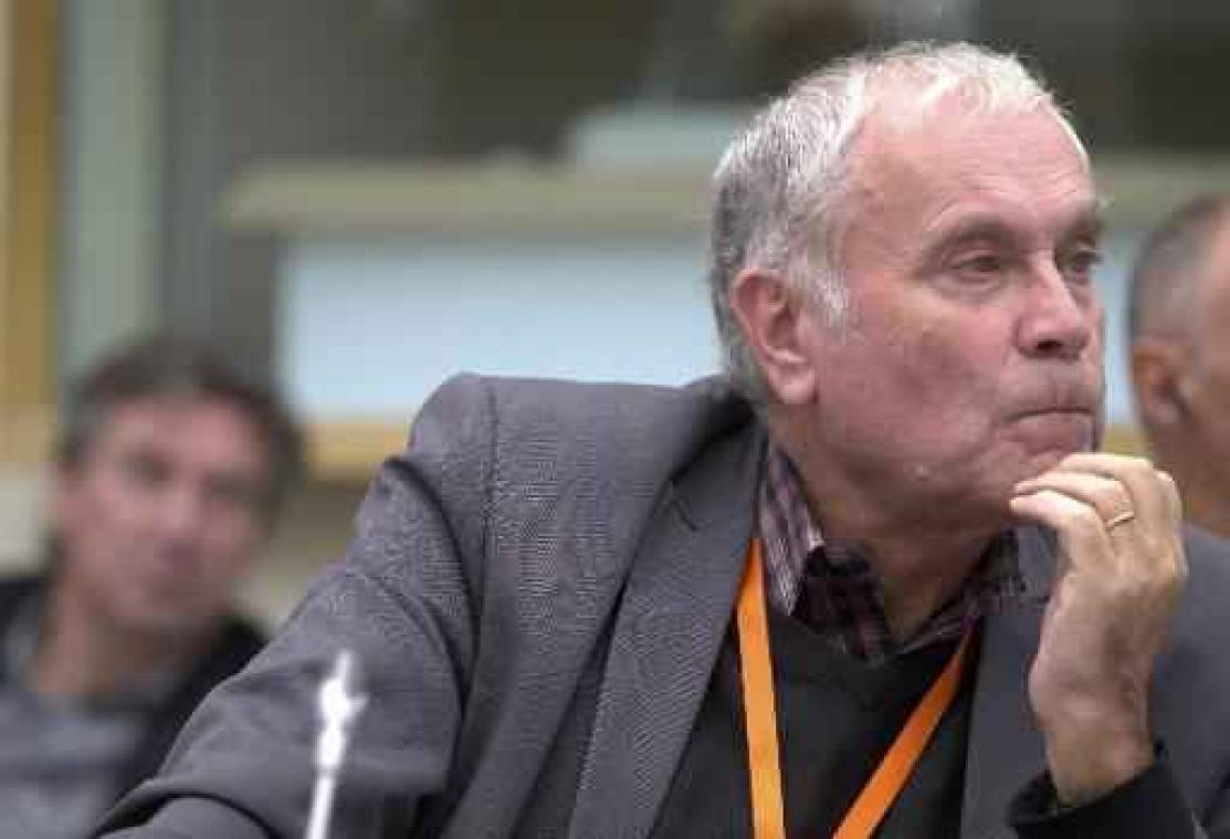 "In elk regeringsdossier houdt N-VA een populistische slag om de arm"