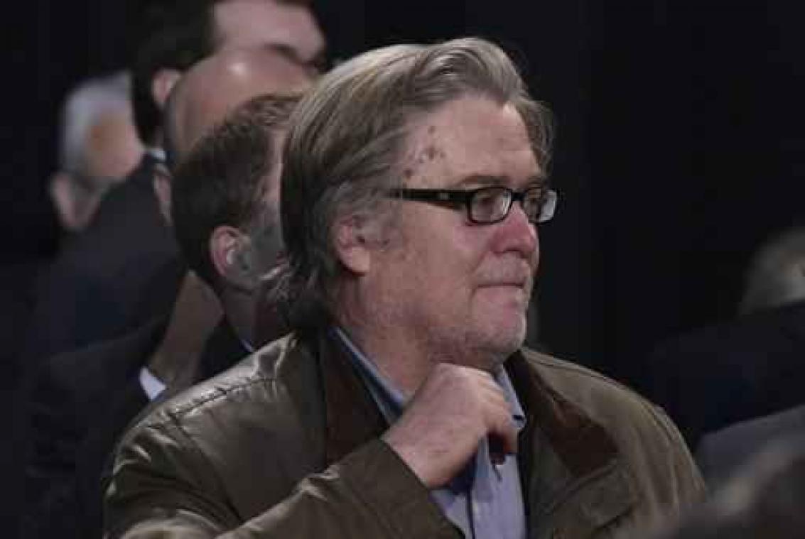 Trump president-elect - Trumps nieuwe hoofdstrategist stuit op verzet burgerrechtenorganisaties