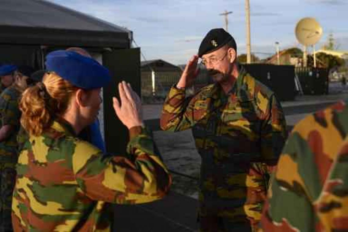 Generaal landmacht maakt anoniem brandhout van pensioenplannen regering