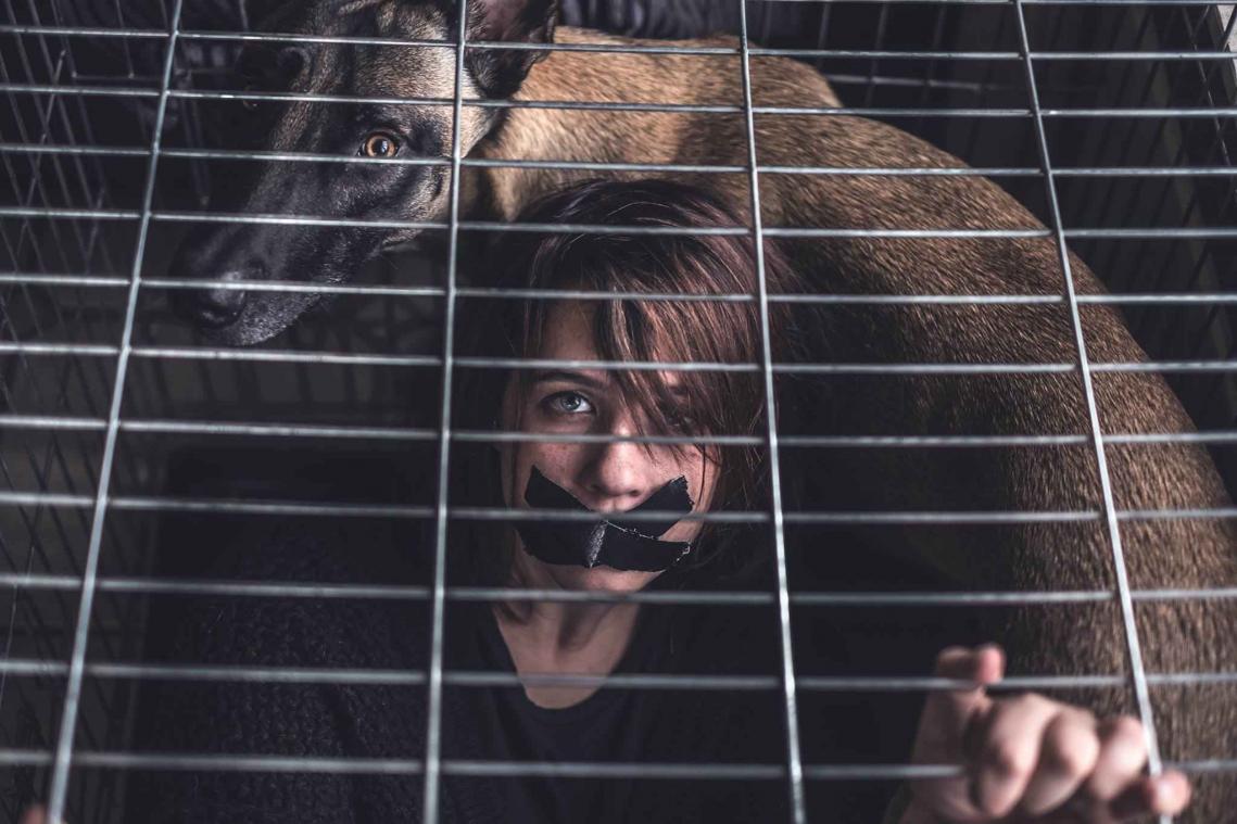 Deze vrouw gaat erg ver in haar strijd tegen dierenleed