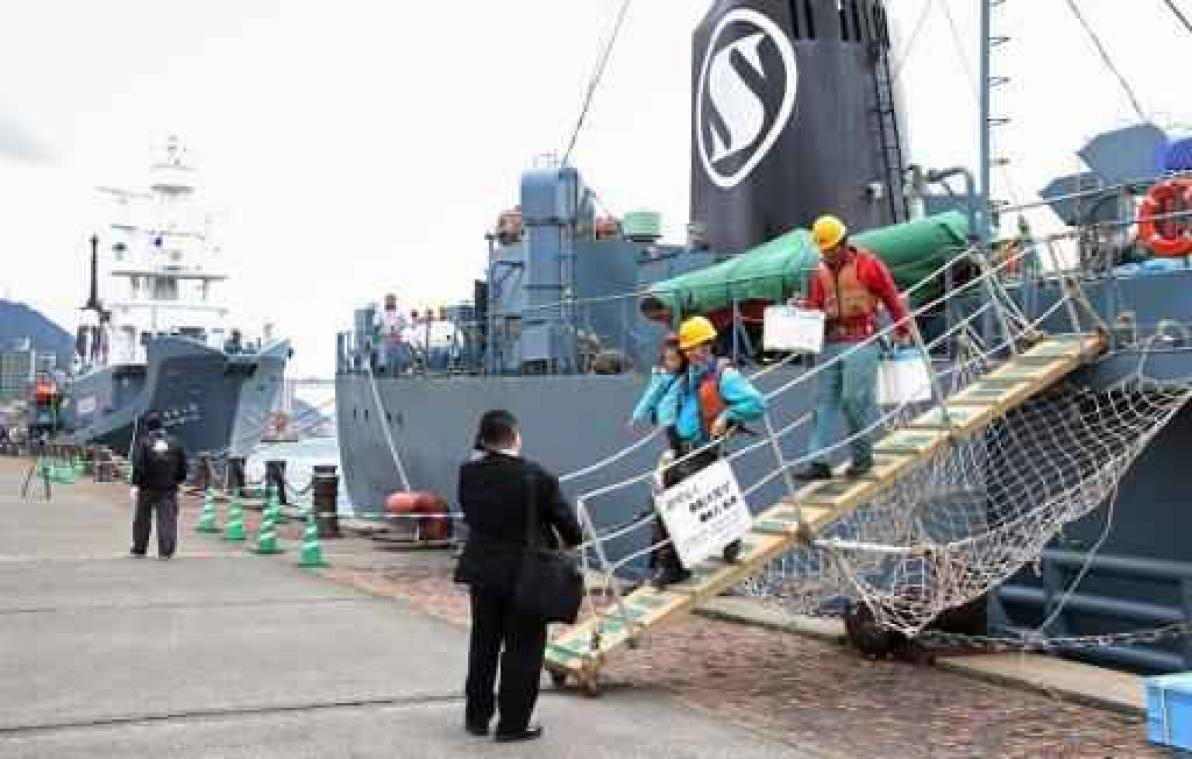 Japanse walvisvaarders naar Antarctica vertrokken