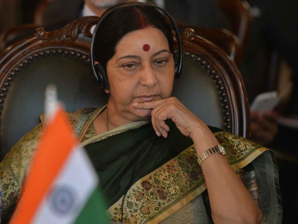 Indiërs bieden hun nier aan minister van Buitenlandse Zaken