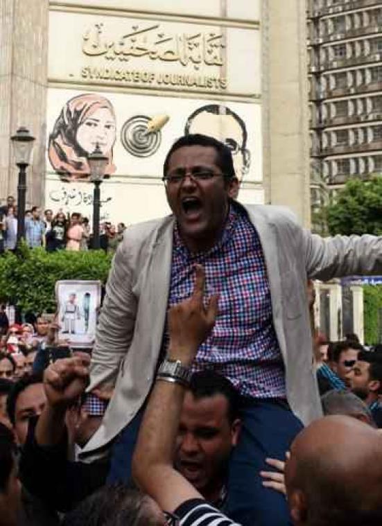 Leiders Egyptische journalistenbond veroordeeld tot twee jaar cel