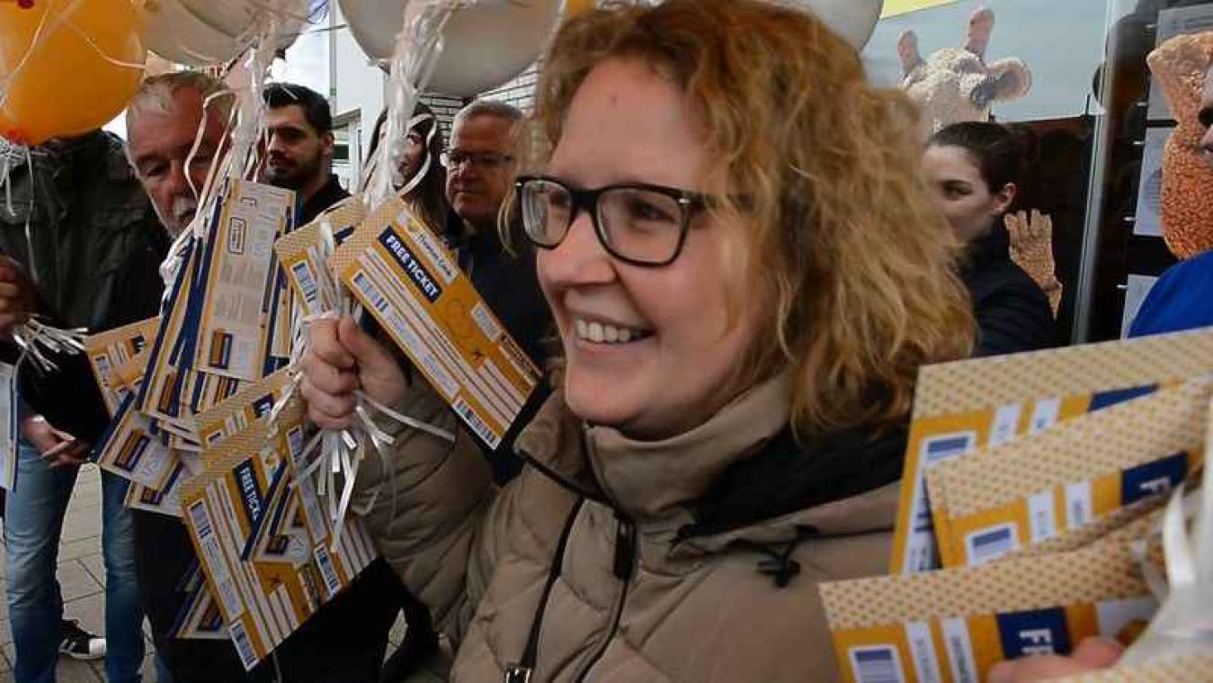 Thomas Cook deelt gratis vliegtuigtickets uit voor verjaardag