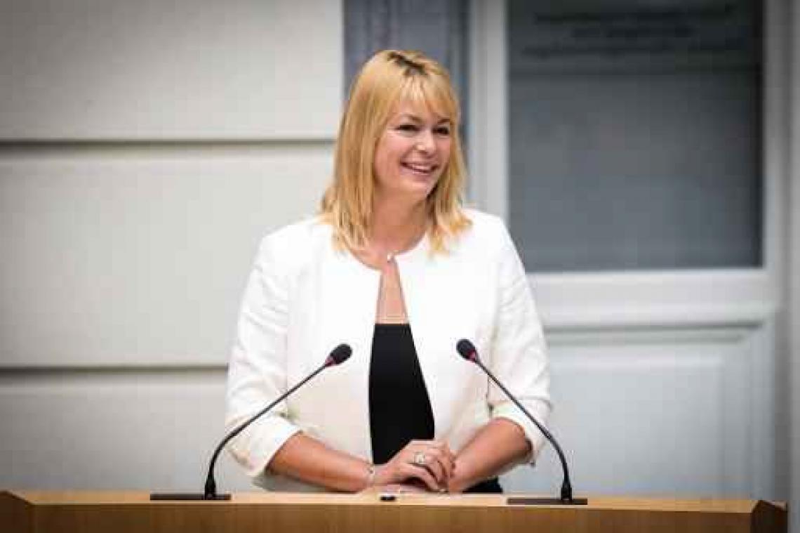 Anke Van dermeersch kan senator blijven, bevestigt Vlaams parlement