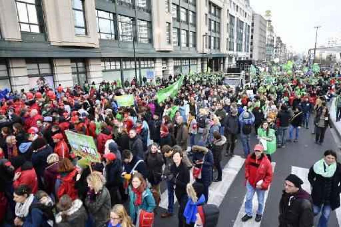 Vakbonden: "20.000 manifestanten samengekomen in Brussel"