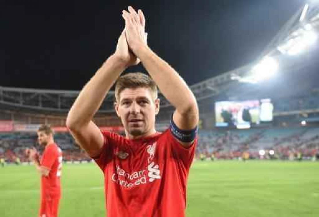 Steven Gerrard stopt met voetballen