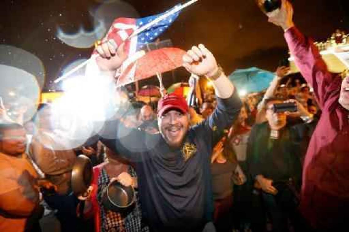 Fidel Castro overleden - Feest in Cubaanse buurten Miami