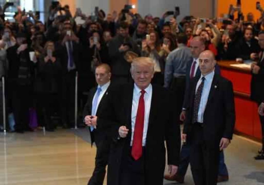 Trump president-elect - Trump noemt geldinzameling van Stein voor hertelling stemmen "oplichterij"