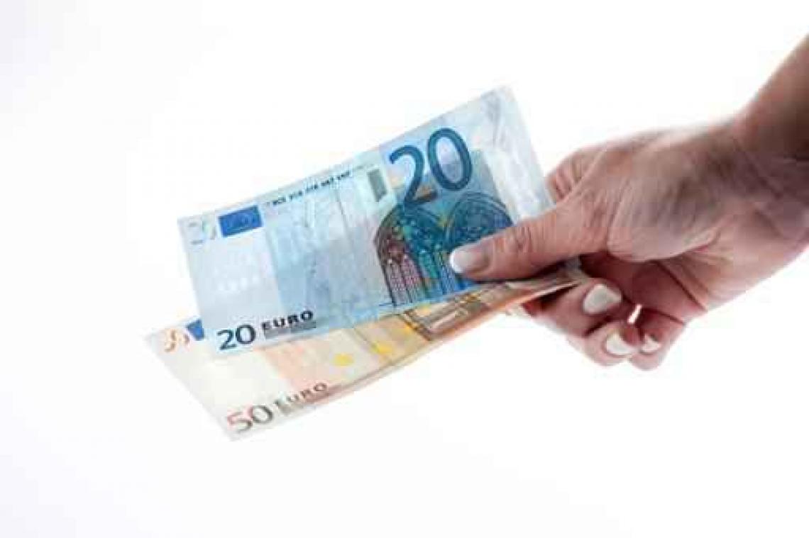 Limburger verdient gemiddeld 300 euro bruto minder