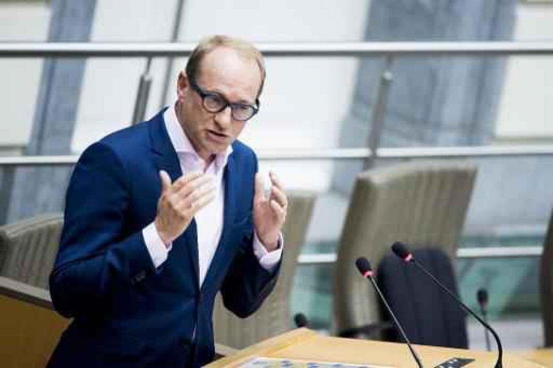 Weyts wil belangenconflict inroepen tegen Brusselse geluidsnorm voor vliegtuigen