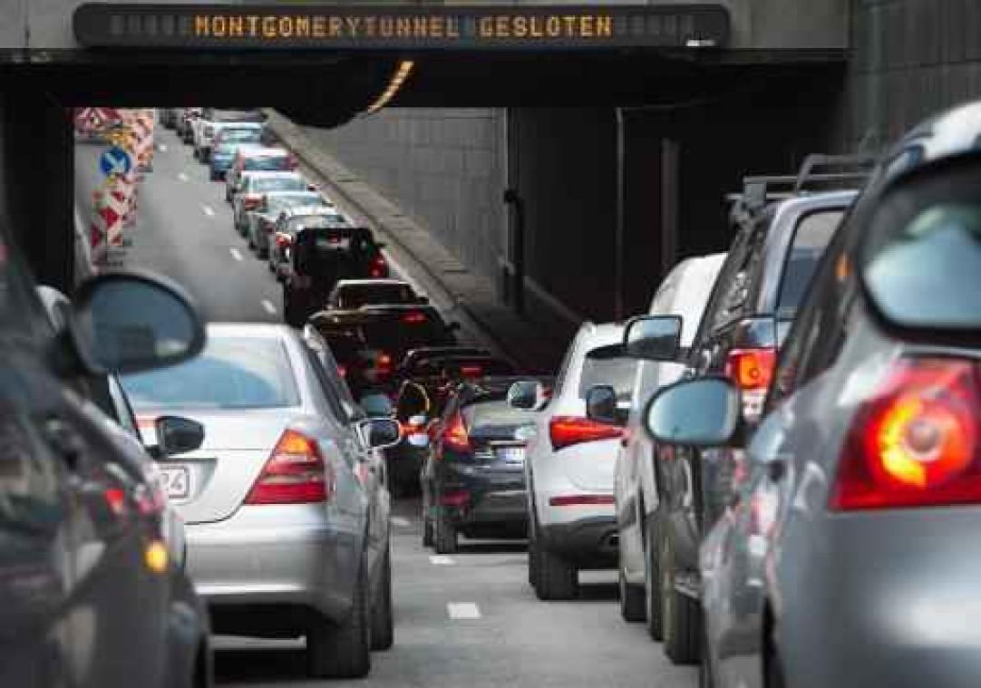 Belgen leggen recordaantal kilometers af met de wagen