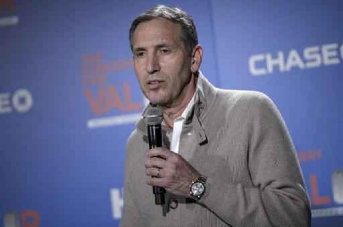 Starbucks-topman Howard Schultz zet stap terug