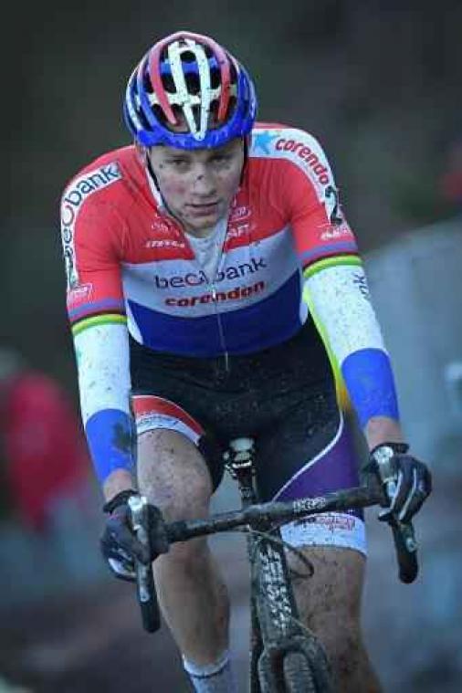 Mathieu van der Poel wint Zilvermeercross