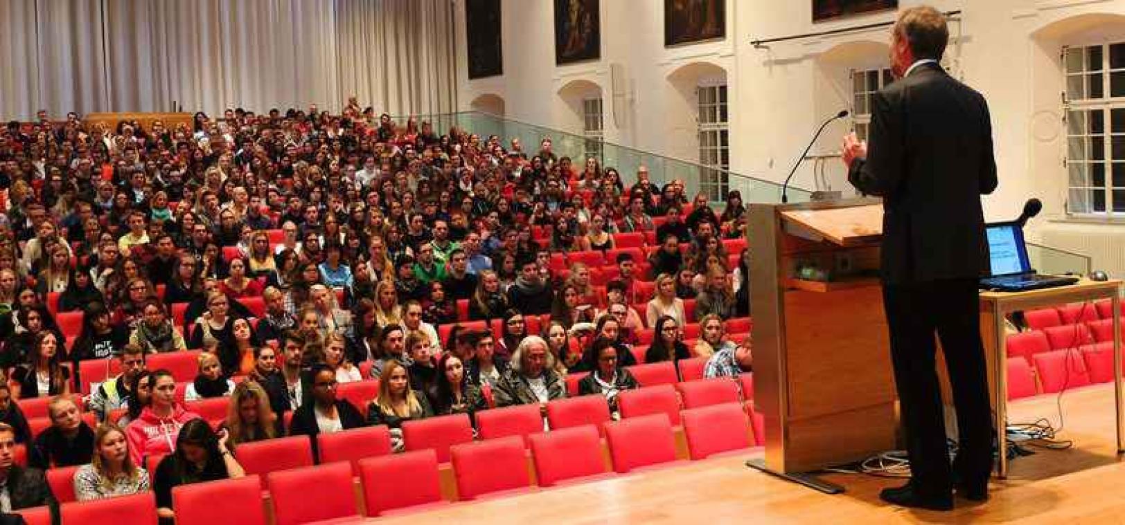 KU Leuven gaat strijd aan met zitten