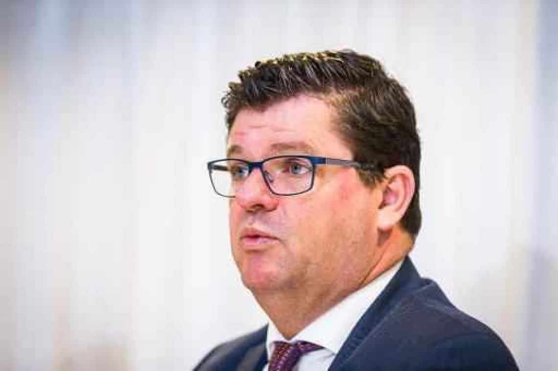 Slimme meters geen bedreiging voor zonnepanelen, verzekert Tommelein