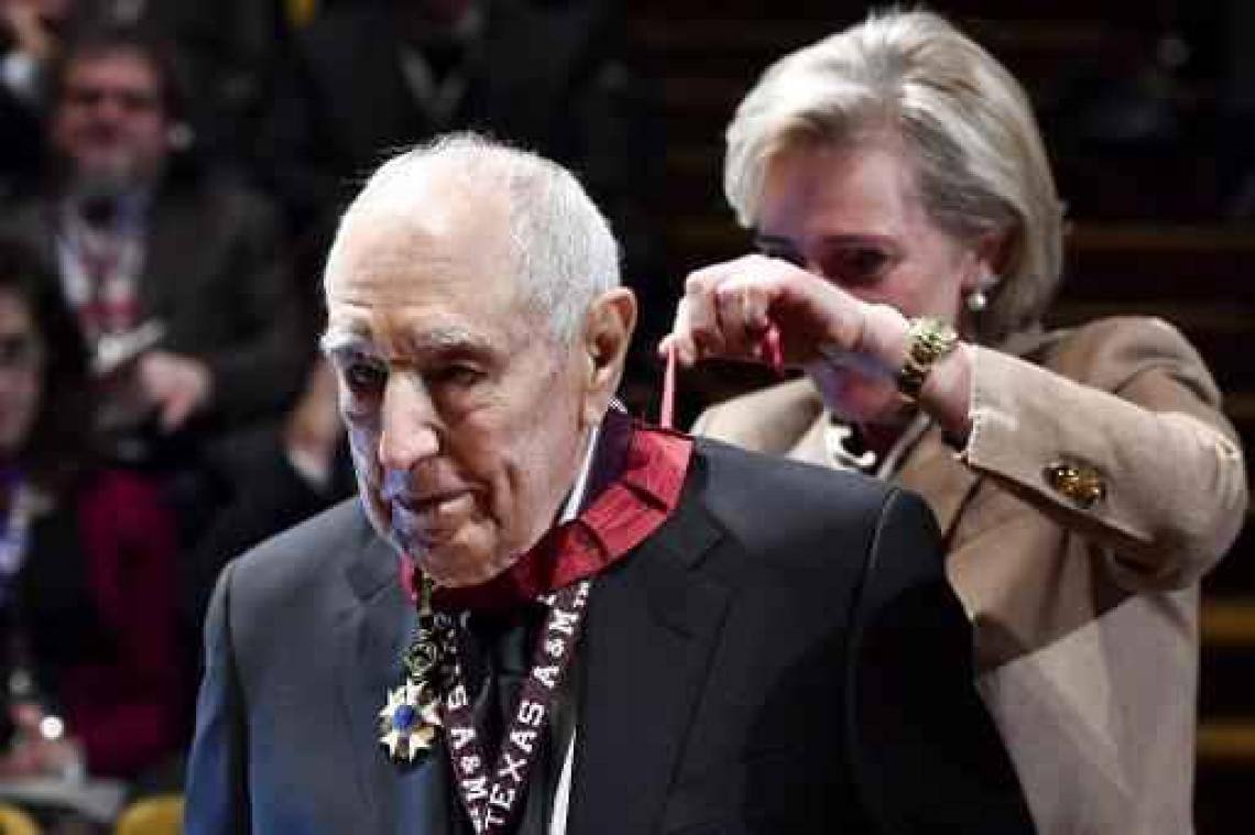 Economische missie in Texas - Astrid bezoekt expo in Texas over Ardennenoffensief