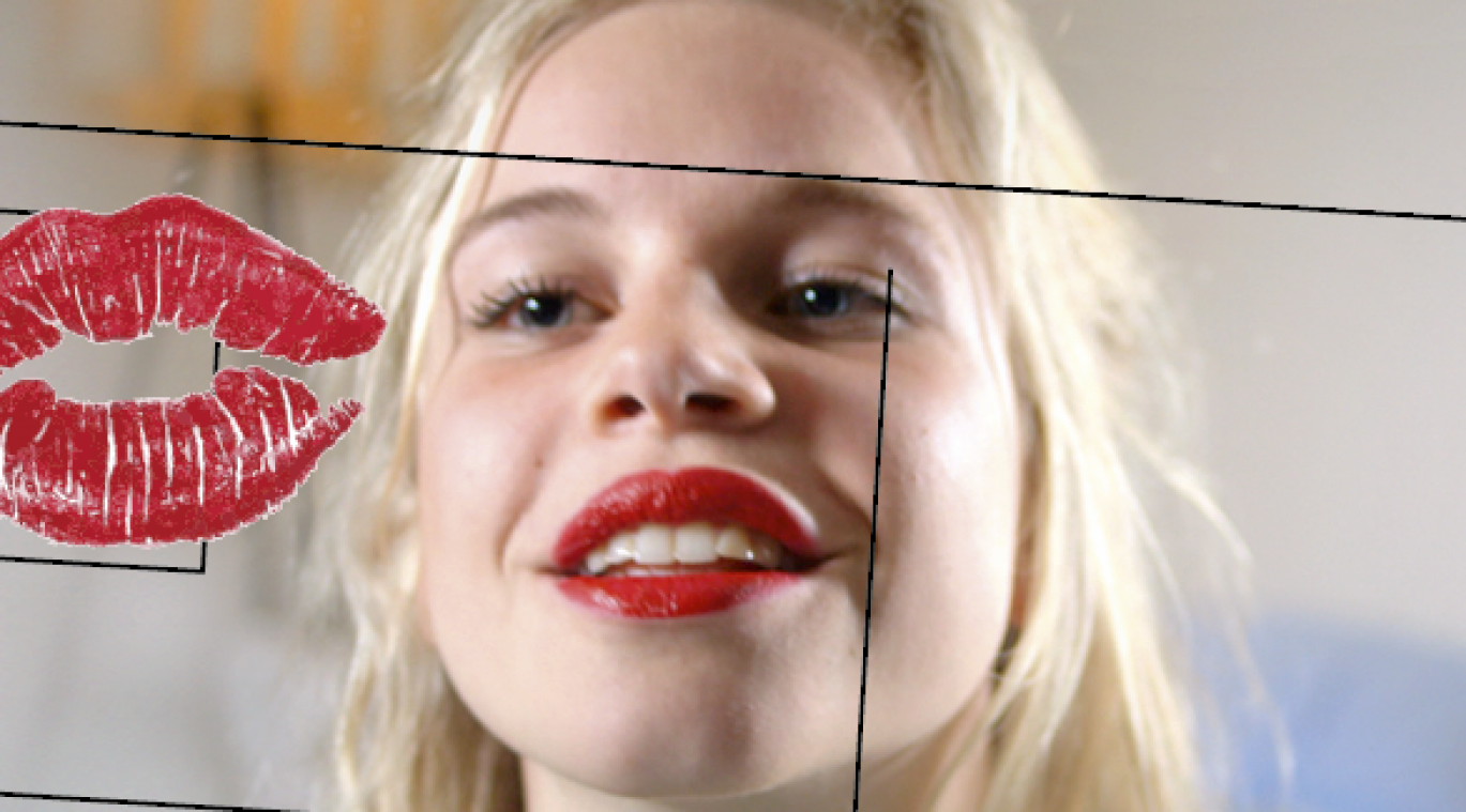 Unieke Valentijsactie van de post:  een kus als postzegel volstaat