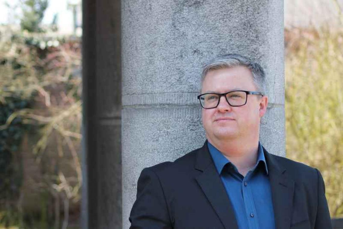 Carl Devos: &quot;Dat deze coalitie nog kan regeren is een wonder&quot;