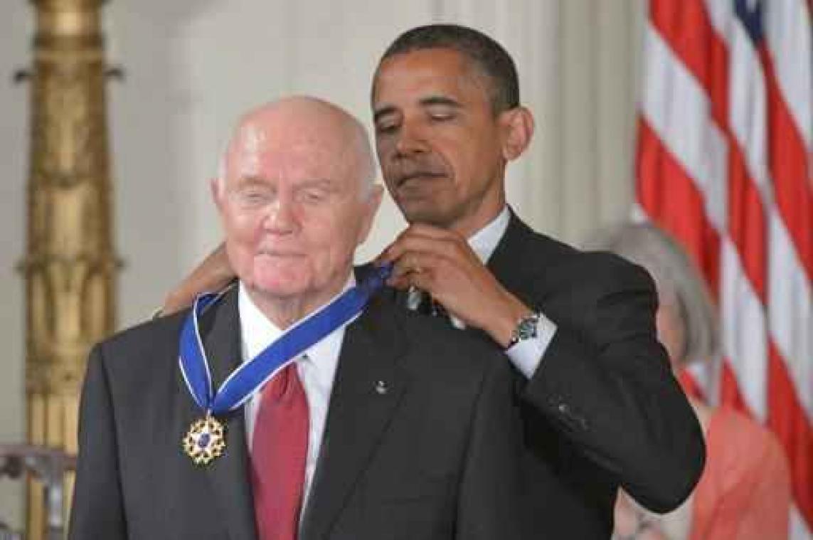 Obama noemt overleden astronaut John Glenn "Amerikaanse legende"