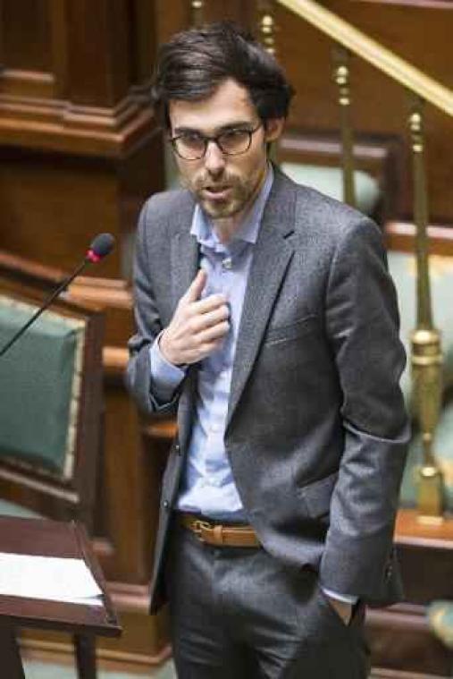 Visum Syrisch gezin - Groenen "vorderen premier op" in parlement