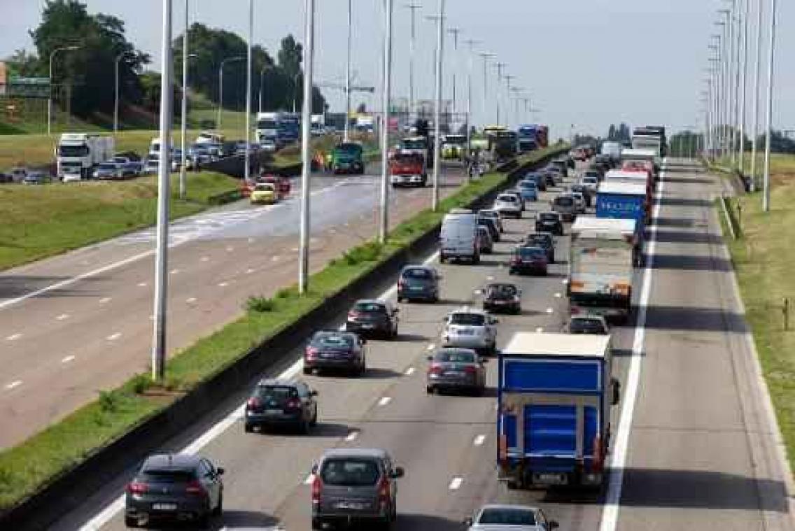 Opnieuw drie rijstroken beschikbaar Brusselse buitenring in Zellik