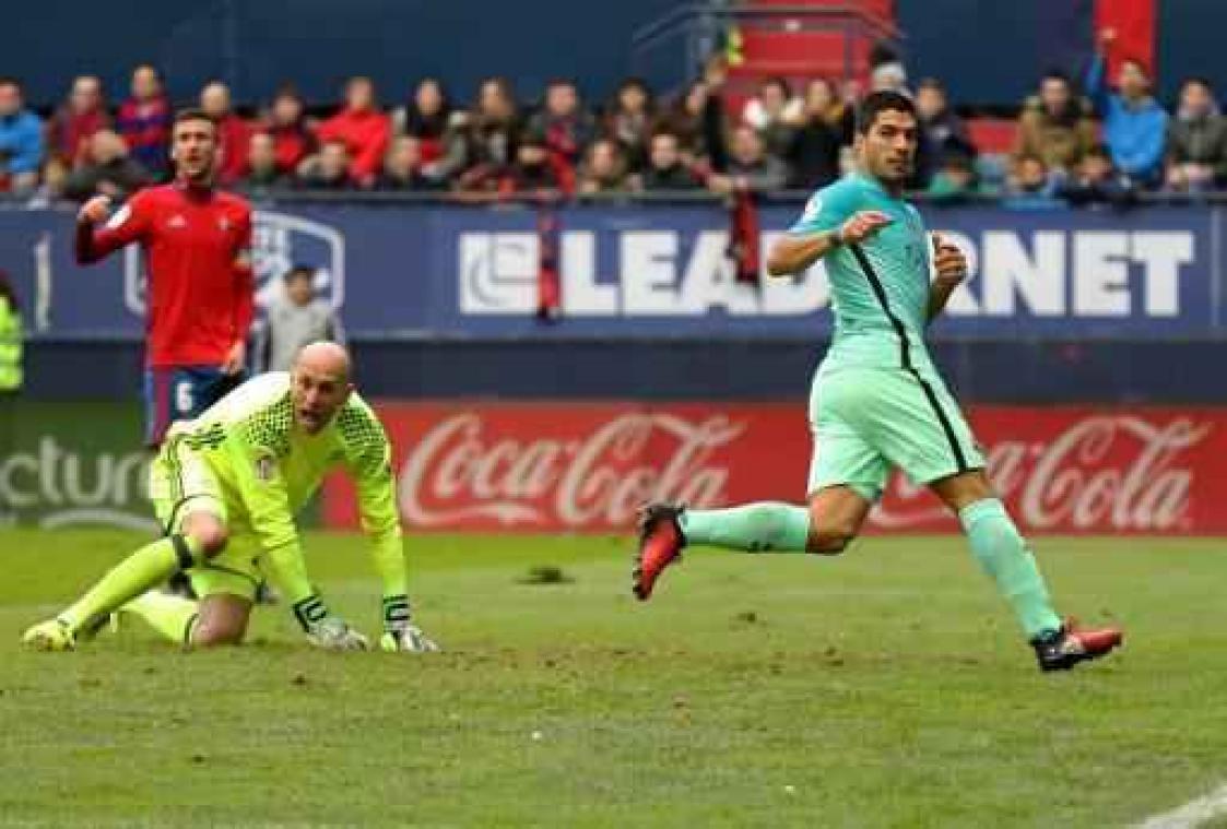 Luis Suarez verlengt contract bij Barcelona tot medio 2021