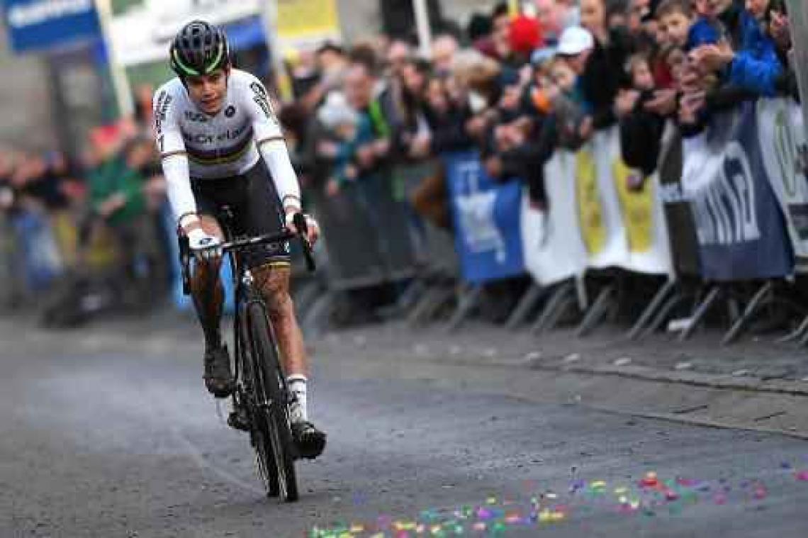 WB veldrijden Namen - Wout van Aert verdedigt riante voorsprong in Namen