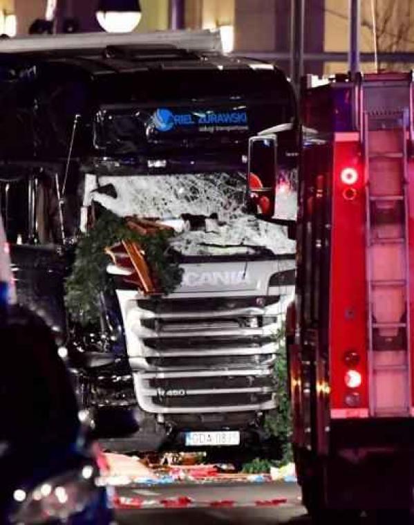 Aanslag kerstmarkt Berlijn - Passagier die gedood werd was Poolse staatsburger