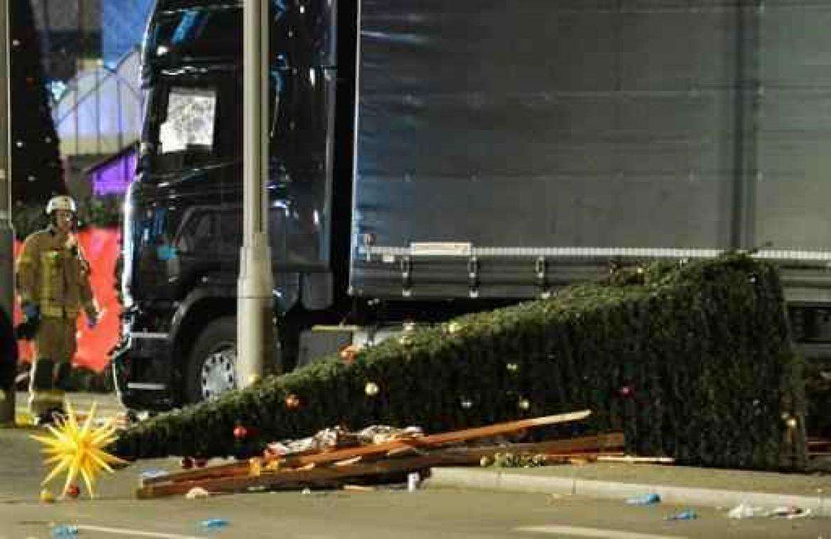 Aanslag kerstmarkt Berlijn - Dodental stijgt naar 12