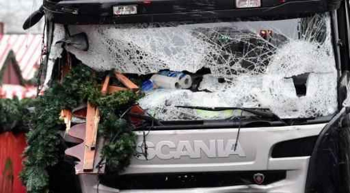Aanslag kerstmarkt Berlijn - "Poolse chauffeur kwam om door steekwonden"